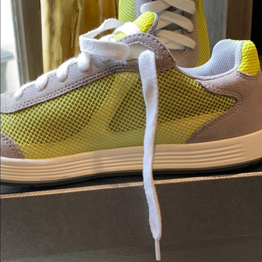 Prada Sneakers 👟 - Picture 2 of 5
